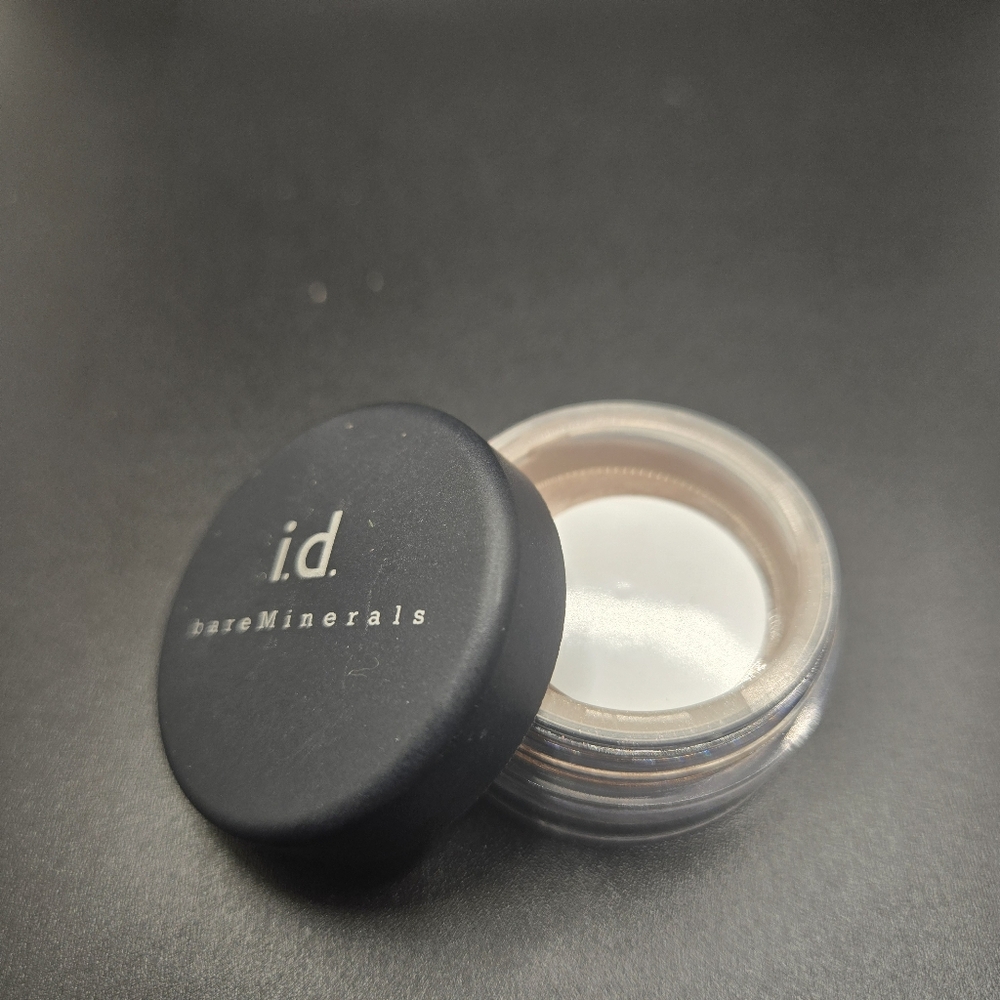 i.d. bareMinerals Glimmer Loose Powder CELESTINE .02 oz Eye Shadow Sealed